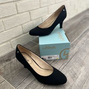 Life Stride Black Parigi Pumps